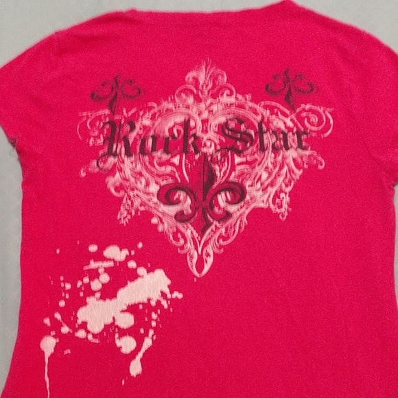 T-Shirt - Picture 4 of 5